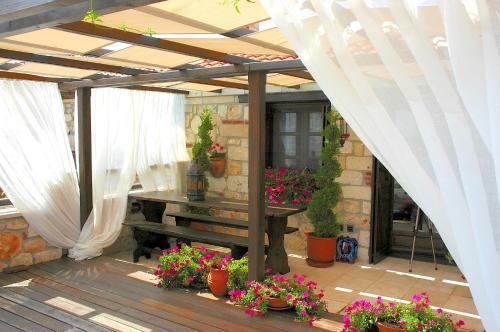 Top Stone House Sokrates