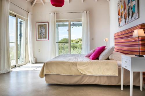 Kaminia Beach Villa