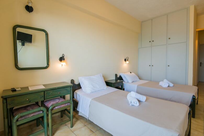 Aparthotel Birais Beach Studios