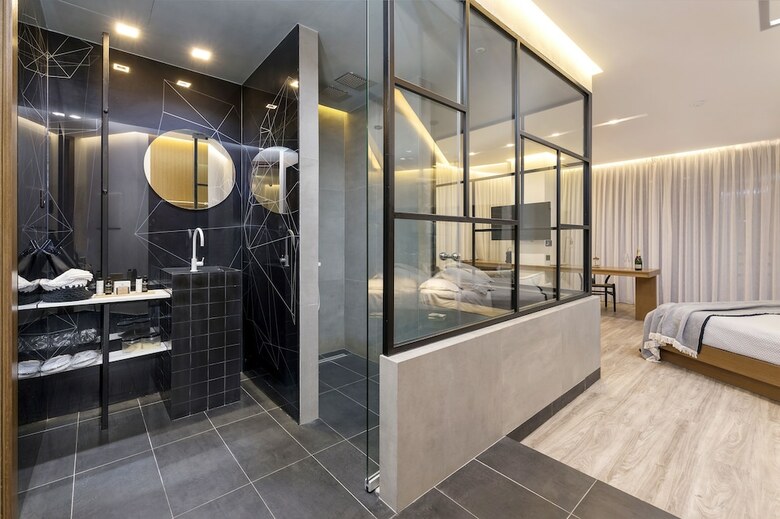 Hotel Dyo Suites