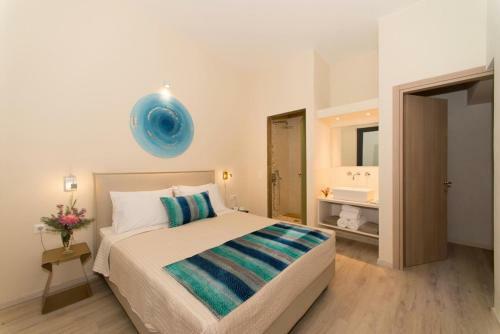 Roda Villa Sleeps 8 Pool Air Con Wifi