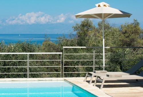 Roda Villa Sleeps 8 Pool Air Con Wifi