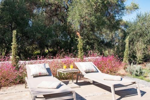 Roda Villa Sleeps 8 Pool Air Con Wifi