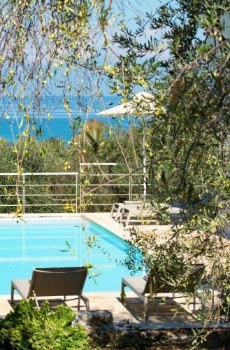 Roda Villa Sleeps 8 Pool Air Con Wifi