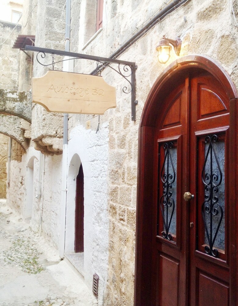 Hostal Auberge 32