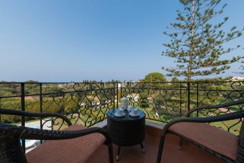 Stemma Pool Villa