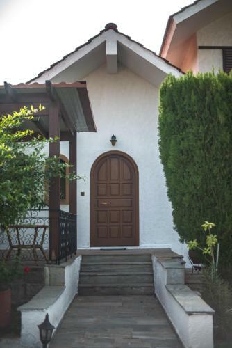 Stemma Pool Villa