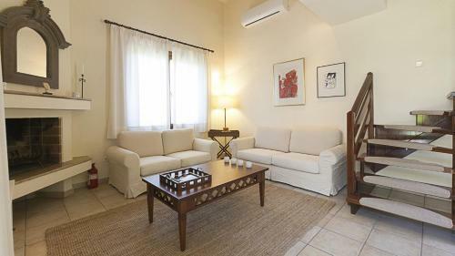 #flh - Mediterran� Pool Villa 1