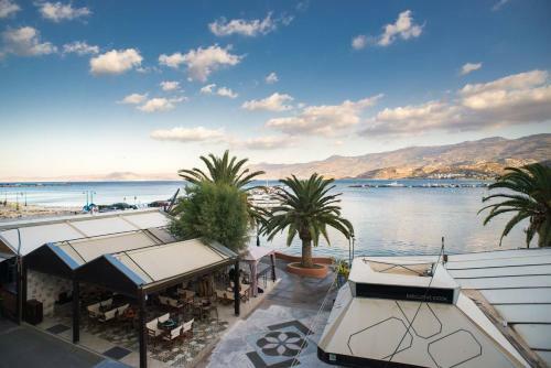Apartamento Seafront ?legant ?own ?ouse