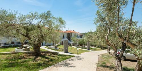 Elaia Villas, Elani