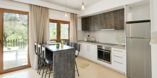 Elaia Villas, Elani