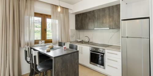 Elaia Villas, Elani