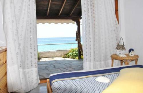 Villa Grand Sunset In Siviri Beach
