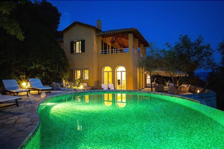 Villa Elpida