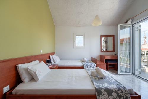 Hotel Socrates Studios