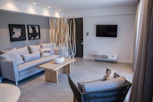 Hotel Crystal Waters