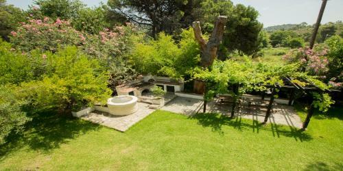Greenlea Beachfront Villa, Spathies