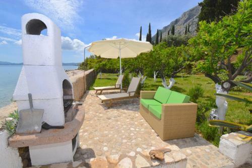 Villa Nissaki Olive Press And Cottage