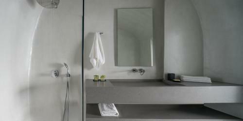 Hotel Echoes Luxury Suites By Canvas