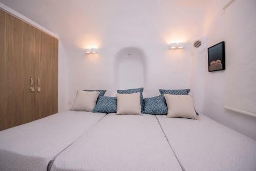 Cave Villa Valente
