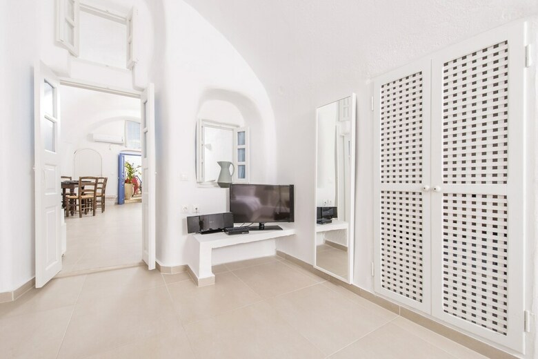Annouso Villa By Caldera Houses