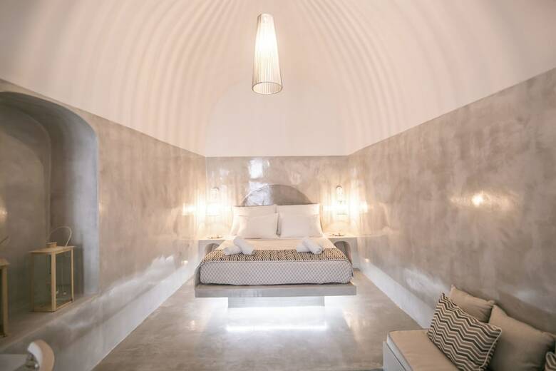 Villa Thetis Cave Houses