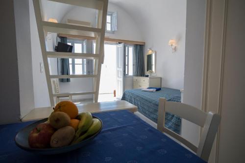 Ianthe Apartments & Villa