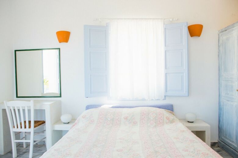 Pelagos Hotel - Oia