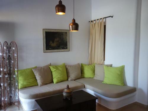 Apartamento Panormos View