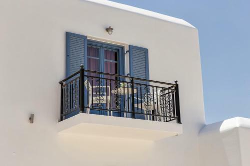 Panos Apartments Parikia