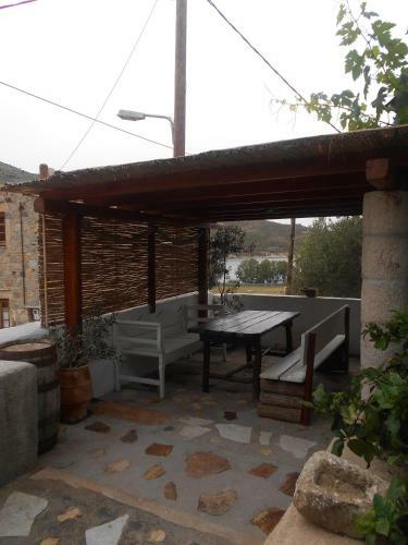 Hostal Mathios Studios