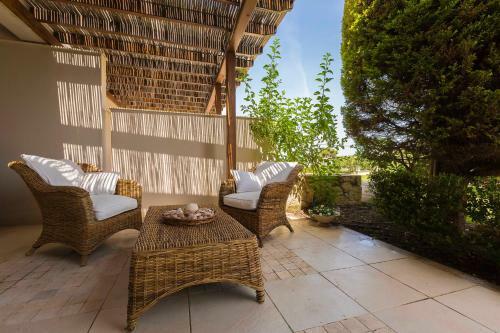 #flh - Oleander Villa, Pefkochori