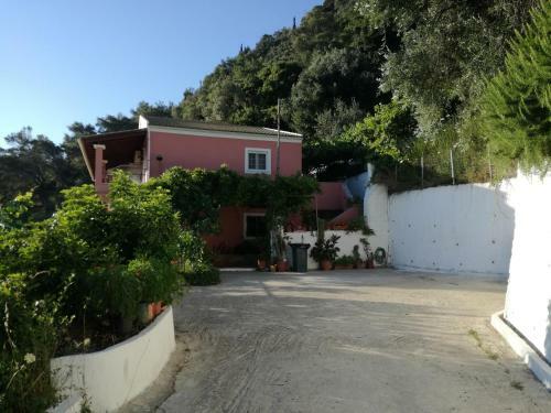 Fotini's Apartments - Pelekas Beach