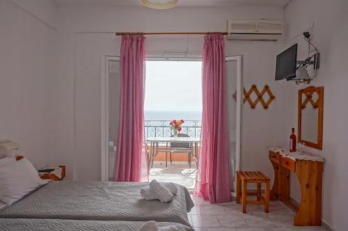 Fotini's Apartments - Pelekas Beach