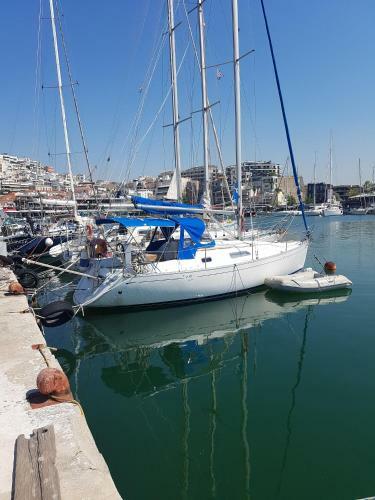 Nomos Greece Sailing Boat (doufur)