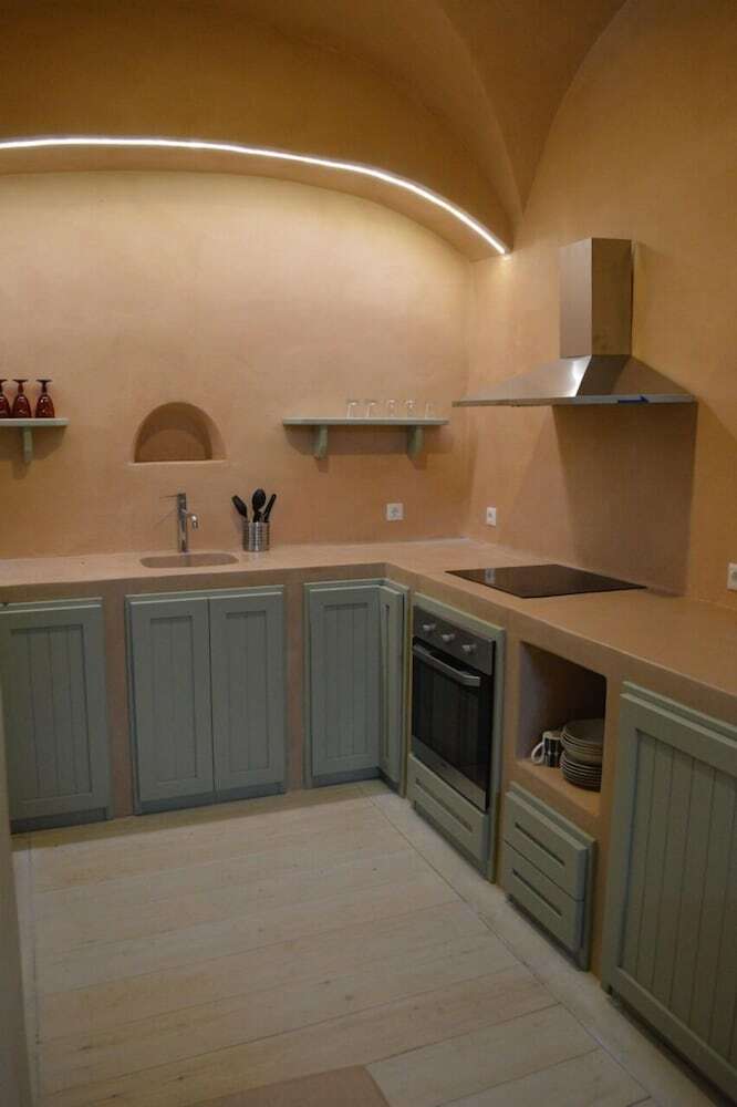 Pyrgos Old Winery Villa