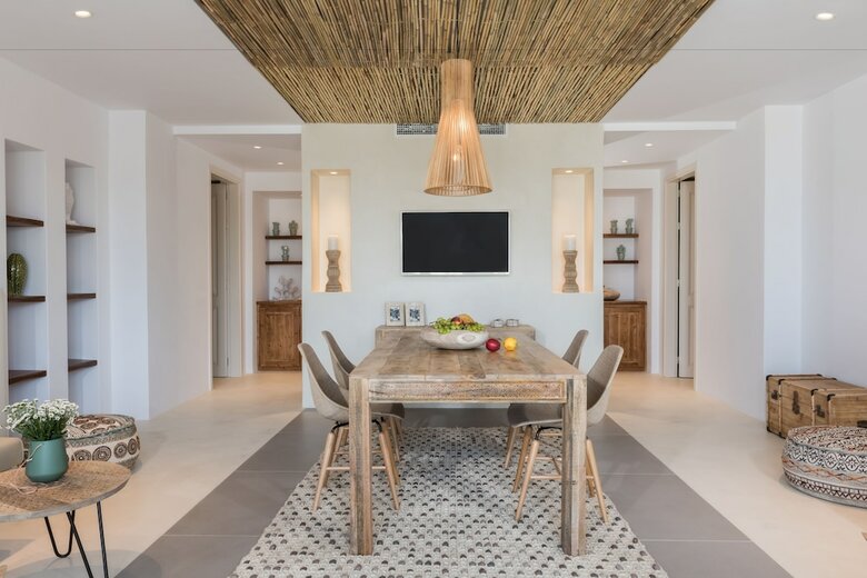 White & Co. Exclusive Island Villas