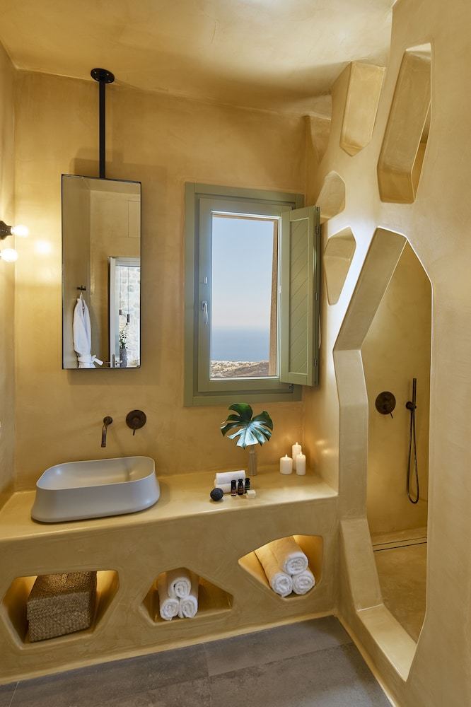 Bed & Breakfast Aeon Suites - Adults Only