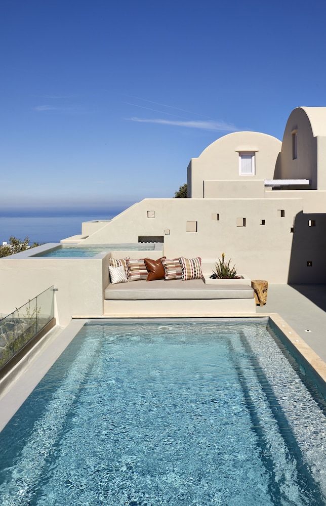 North Luxury Villas