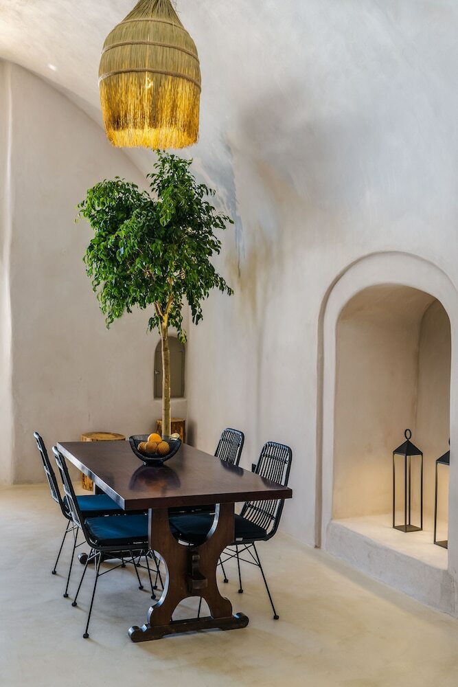 Hotel Pyrgos 1870, A Restored Winery