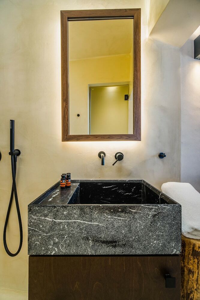 Hotel Pyrgos 1870, A Restored Winery