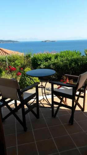 Hostal Villa Athena