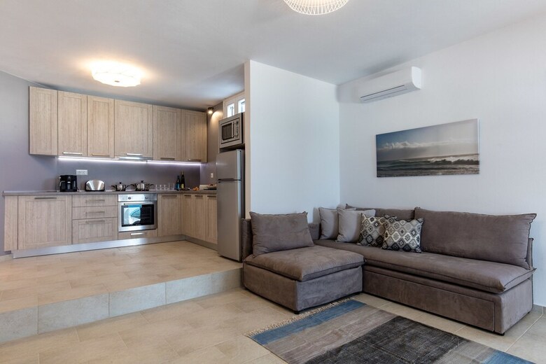 Apricot And Sea Luxury Villas