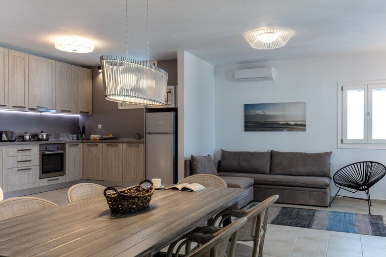 Apricot And Sea Luxury Villas