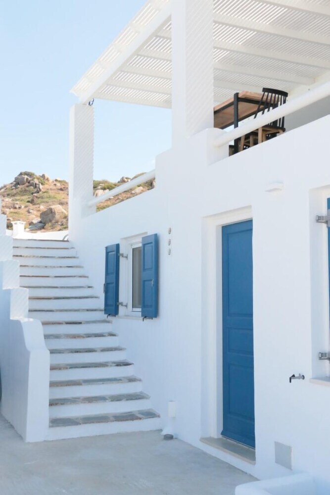 Apricot And Sea Luxury Villas