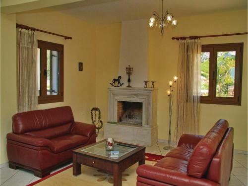 Five-bedroom Holiday Home