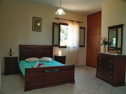 Five-bedroom Holiday Home