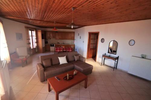 Nianthi Apartments