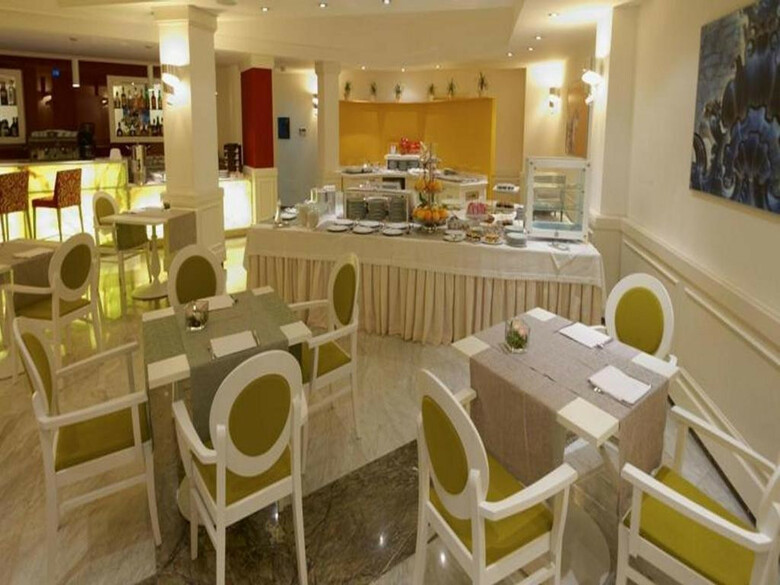 Ih Hotels Bari Oriente