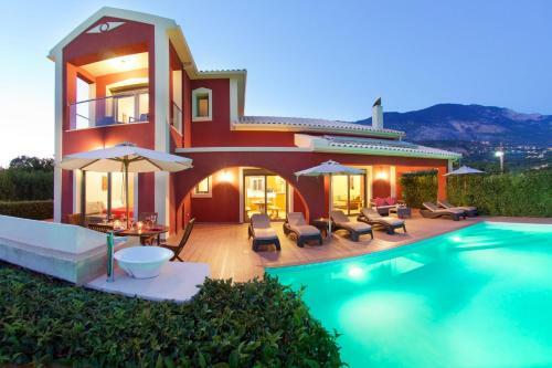 Mousata Villa Sleeps 6 Pool Wifi
